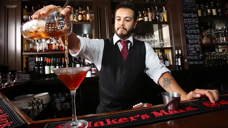 Sức hấp dẫn nghề Bartender là gì? 